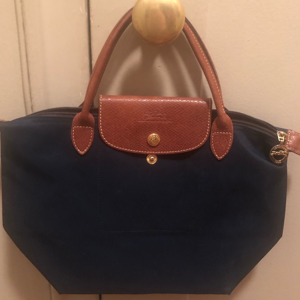 Chic Longchamp Navy Women's Foldable Handbag with Brown Leather Trim